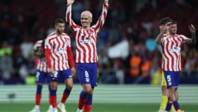 西甲拉什福德转会遇巴萨毁约，曼联引援新方案及未来去向分析